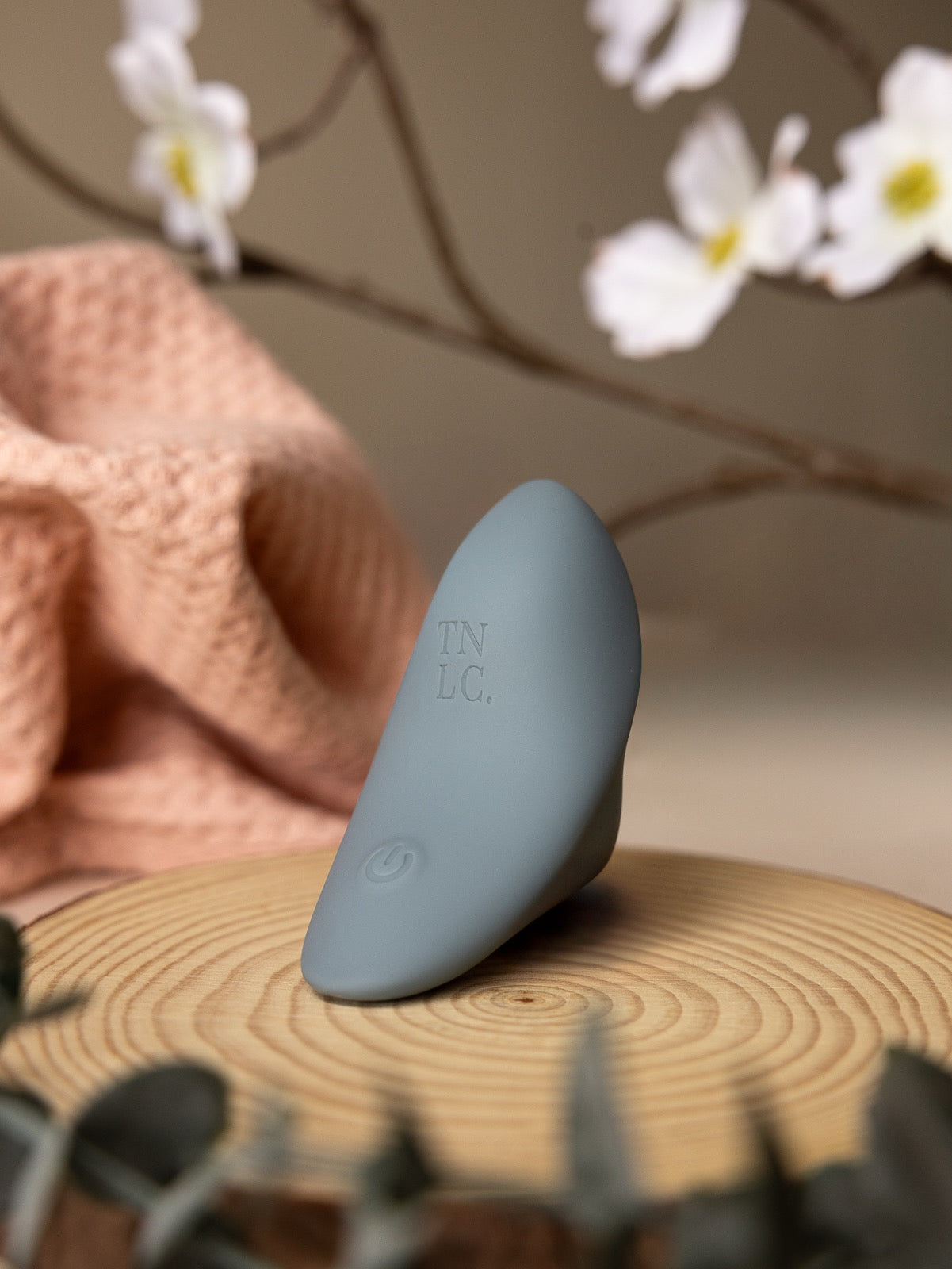 Viola Natural Feel Finger Vibrator for Precise Control